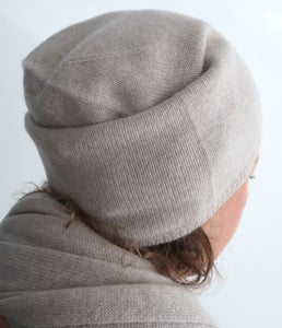 Esisto thin cashmere hat