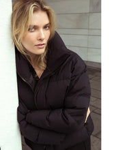 Laden Sie das Bild in den Galerie-Viewer, Scandinavian Edition Winter Daunen Steppjacke Block
