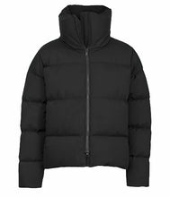 Laden Sie das Bild in den Galerie-Viewer, Scandinavian Edition Winter Daunen Steppjacke Block
