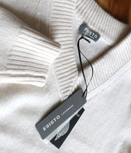 Load the image into the gallery viewer, Esisto Kaschmir Pullover V-Ausschnitt Langarm
